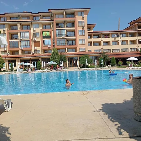 Апартамент Sunshine 3 *